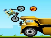 Žaisti Extreme Motorbike Stunts Online Nemokamai